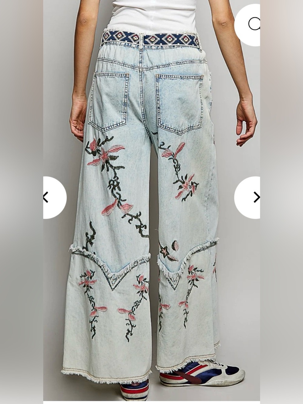 New POL Embroidered Wide-Leg Jeans ~ Light Wash - Picture 3 of 14